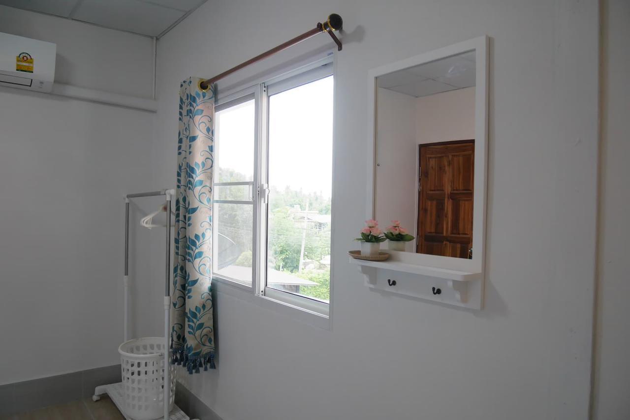 Nawee Guesthouse Sairee Ko Tao Exterior photo