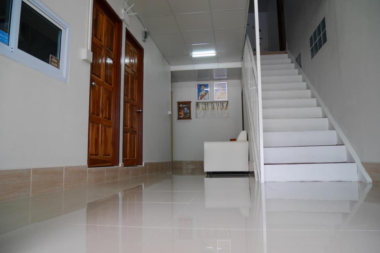 Nawee Guesthouse Sairee Ko Tao Exterior photo